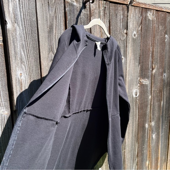 Danskin Now hooded long black jacket size 8/10 medium - Picture 7 of 16